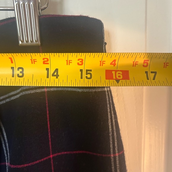 Banana Republic Plaid Fold-over Mini Skirt Size 6 - Picture 4 of 6